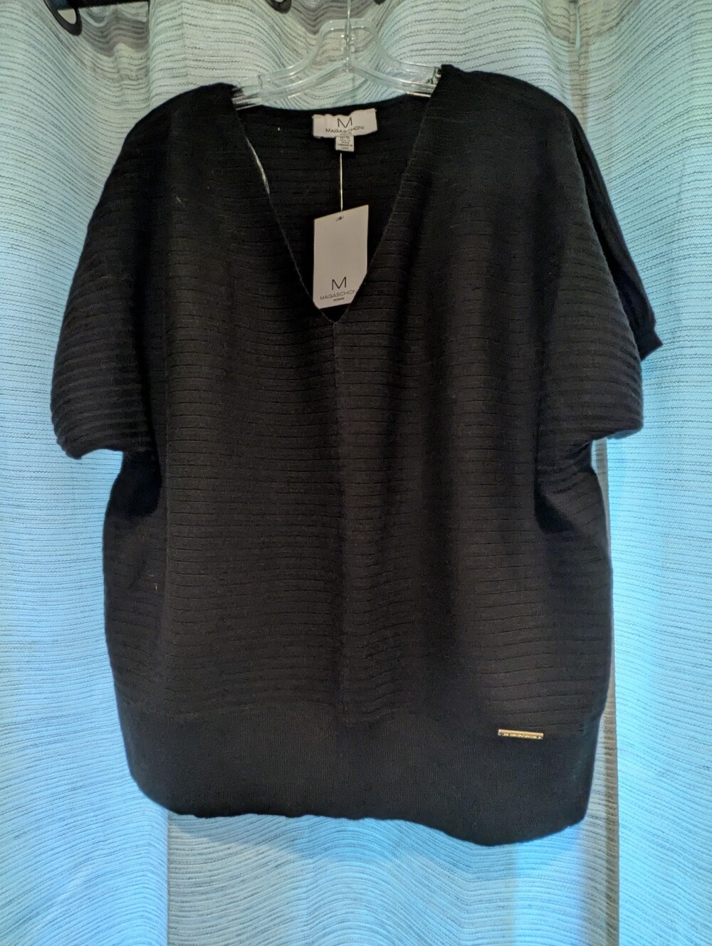 Magaschoni Black Short-Sleeve V-Neck Ribbed Knit Sweater - 1X